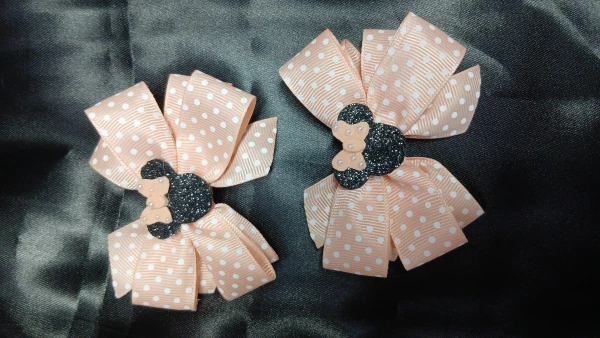Lazos cruzados Minnie par's foto | Creaciones Mi Bella Elena |  BizneCubano
