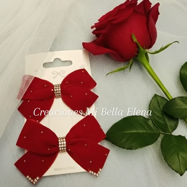 Lacitos terciopelo y diamante par's foto | Creaciones Mi Bella Elena |  BizneCubano